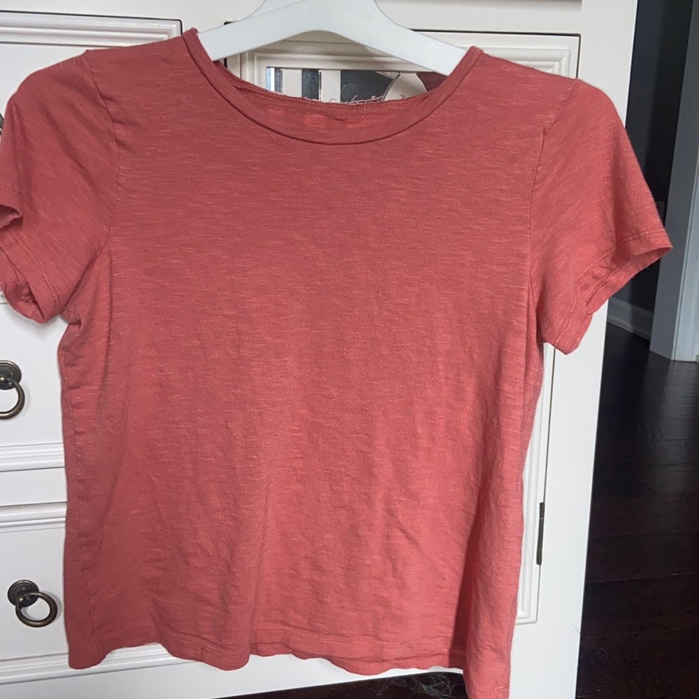 American Eagle Coral Tee